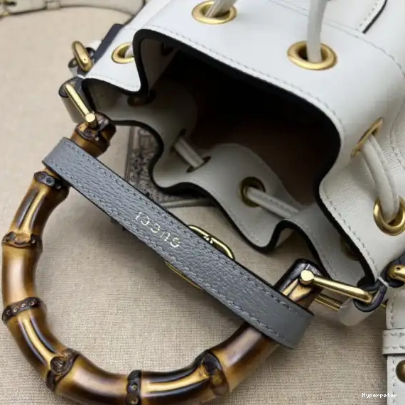 Hyper Peter bucket mini bag GUCCI Diana 0525